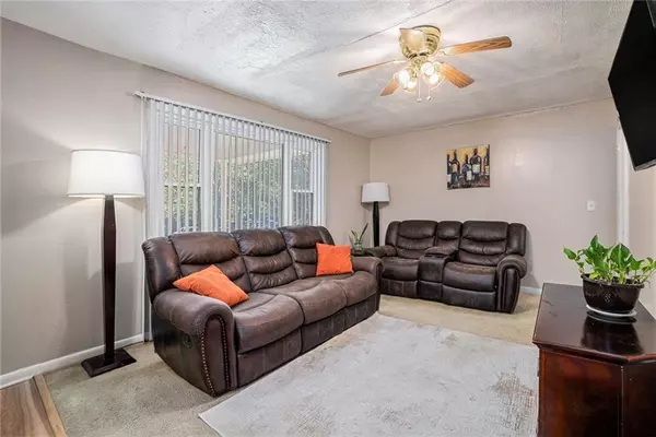 Union City, GA 30291,6697 Gresham ST
