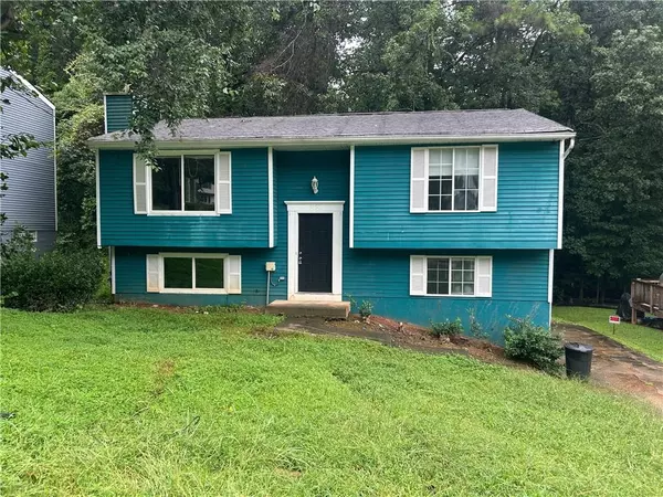 5350 Olde ST, Stone Mountain, GA 30088