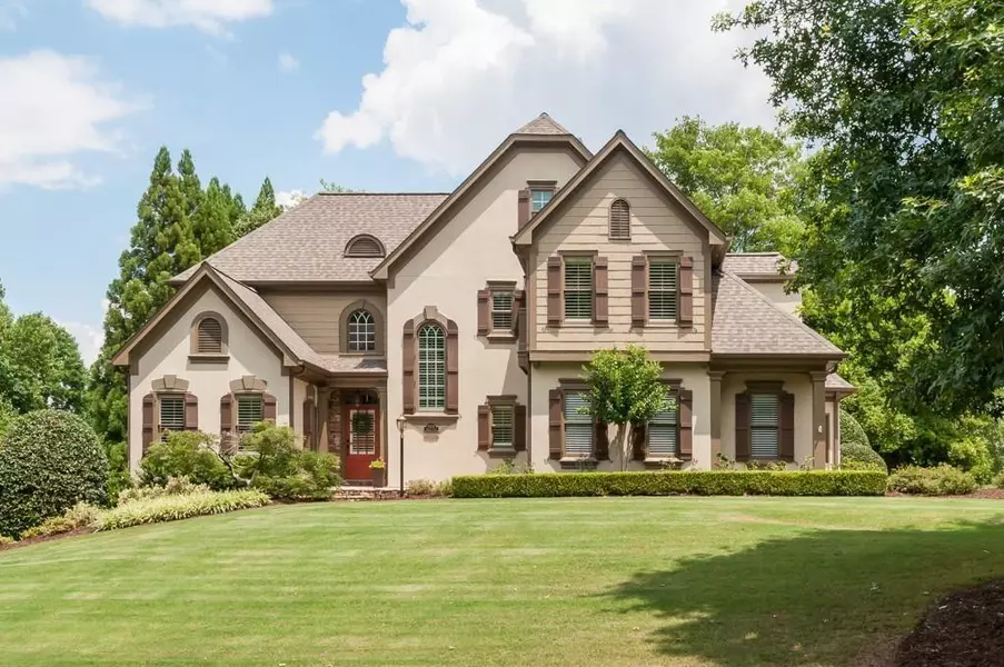 6005 Oakbury LN, Suwanee, GA 30024