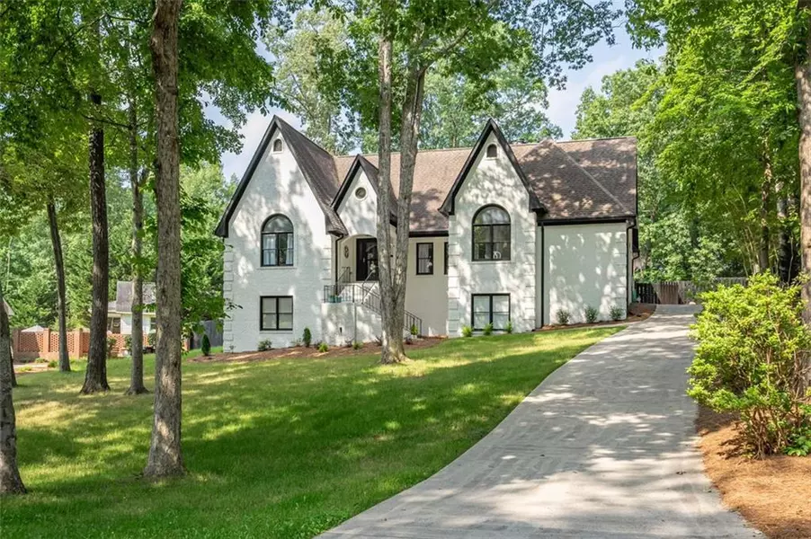 30 Westover DR, Rome, GA 30165
