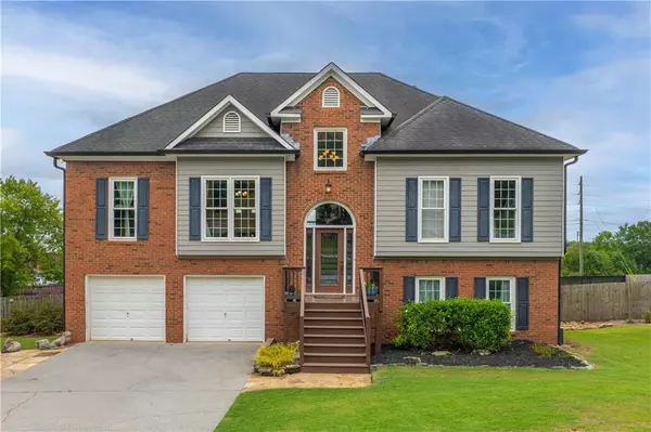 24 Carrington DR, Cartersville, GA 30120