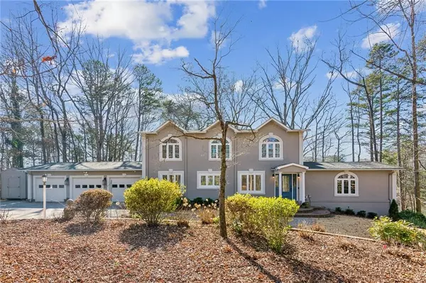 213 Pine Crest DR, Cumming, GA 30040