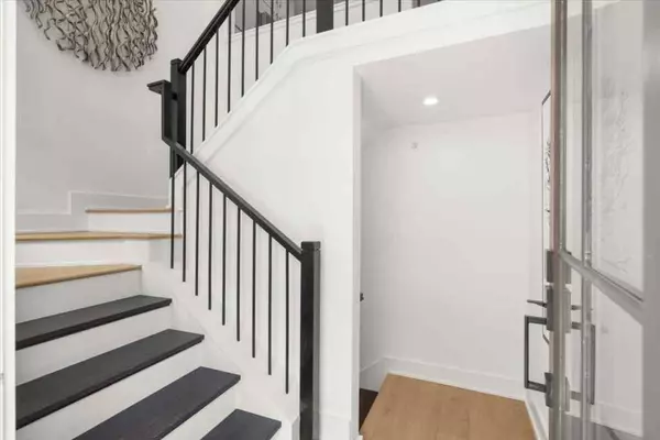 Decatur, GA 30030,201 New ST #2203-1