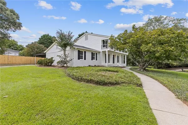 Roswell, GA 30075,370 Stonebridge TRL