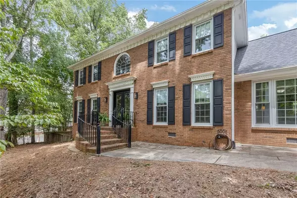 3774 Hunters Chase CT, Peachtree Corners, GA 30096