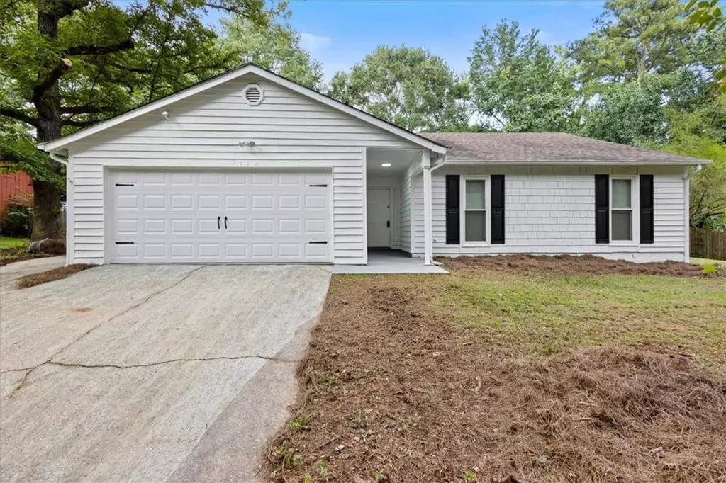 Rex, GA 30273,5852 Fox Run