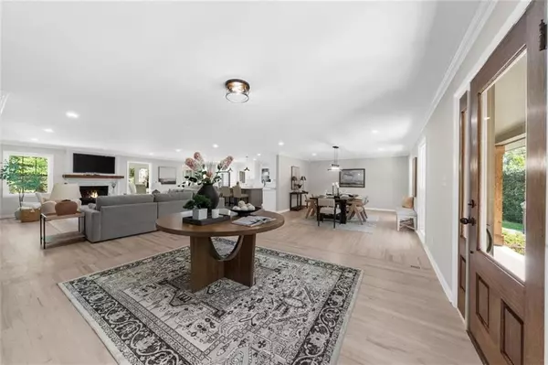 Atlanta, GA 30328,7300 WYNHILL DR