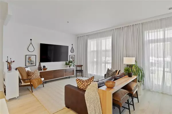 Atlanta, GA 30324,560 Dutch Valley Northeast #2313
