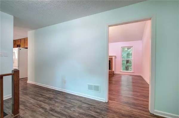 Marietta, GA 30060,60 Olive LN SE