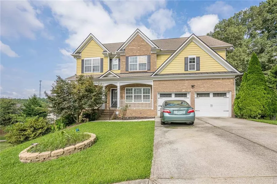 890 Sapphire LN, Sugar Hill, GA 30518