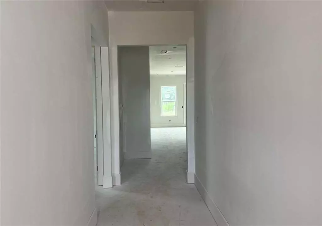 Jefferson, GA 30549,171 Crimson Feather DR