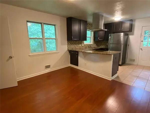 Decatur, GA 30032,2139 Trailwood RD