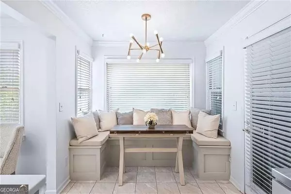 Atlanta, GA 30324,24 Saint Claire LN