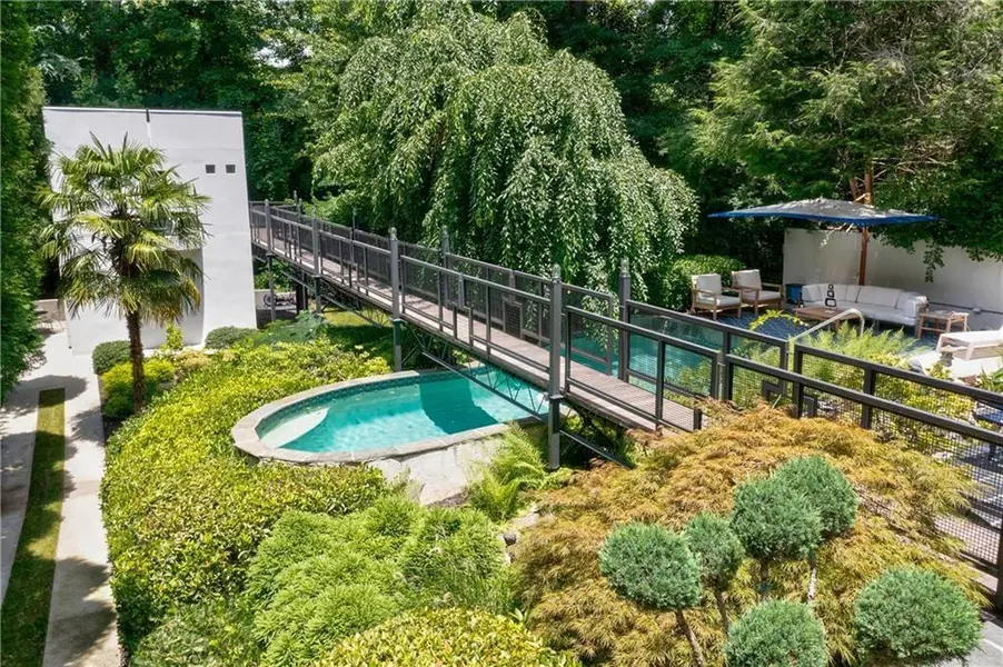 114 Lindbergh DR NE, Atlanta, GA 30305