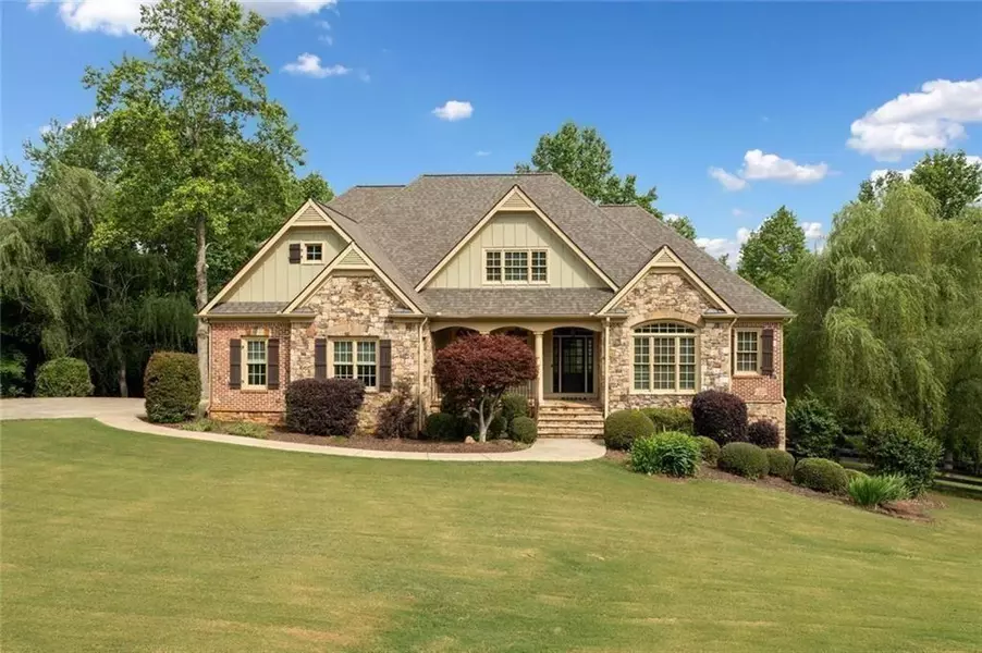 300 Hemlock CV, Ball Ground, GA 30107