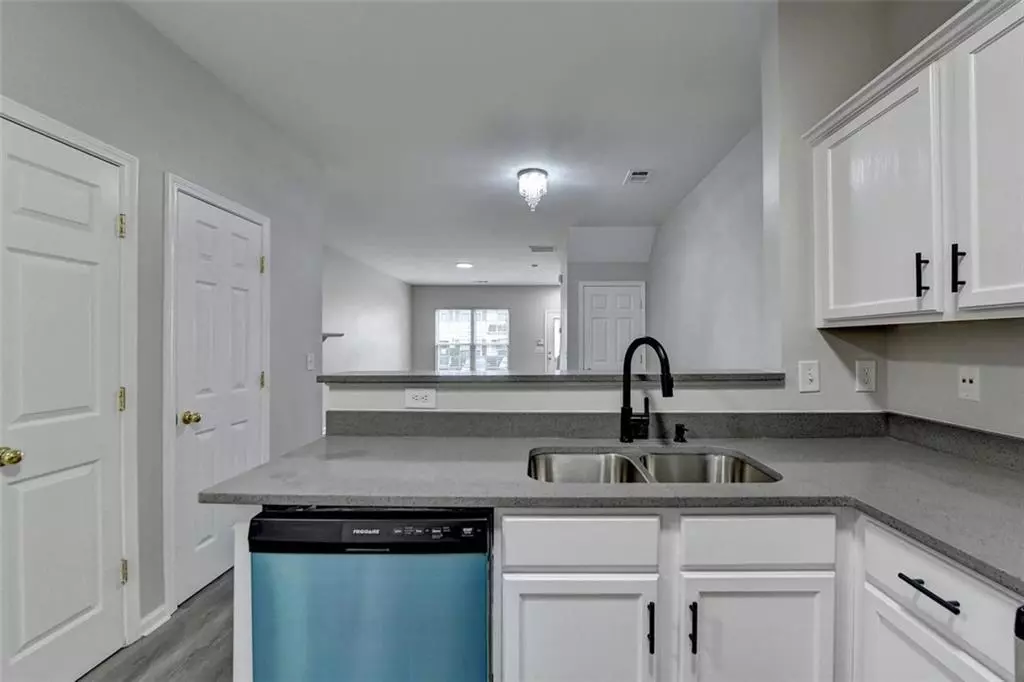 Norcross, GA 30093,903 REDWOOD DR