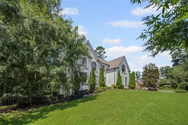Alpharetta, GA 30004,842 N Brookshade Pkwy