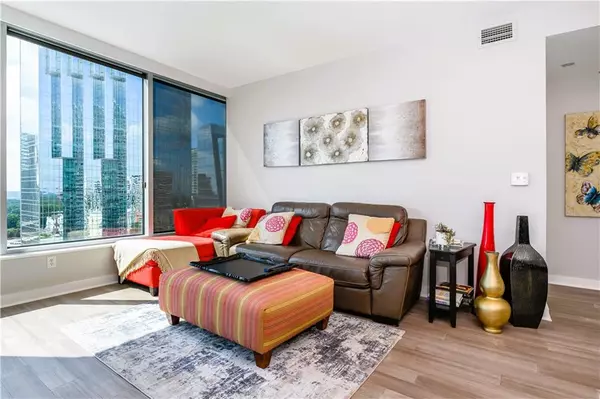 Atlanta, GA 30326,3338 NE Peachtree RD NE #2106