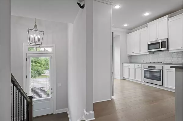 Alpharetta, GA 30022,1096 Township SQ