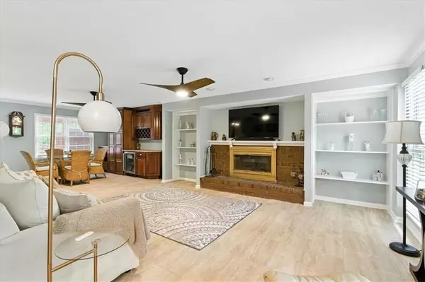 Kennesaw, GA 30152,1034 W Mill DR NW