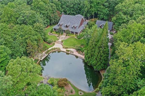 6030 Seminole DR, Flowery Branch, GA 30542