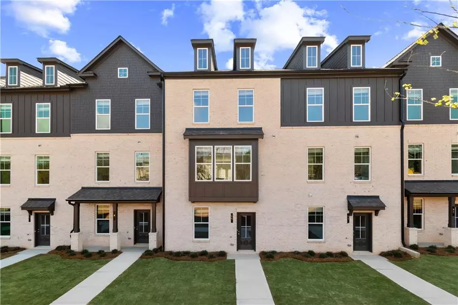 107 Daybreak LN, Newnan, GA 30265