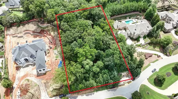 9715 Almaviva DR, Alpharetta, GA 30022
