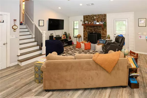 Woodstock, GA 30188,419 CREEKSIDE LN