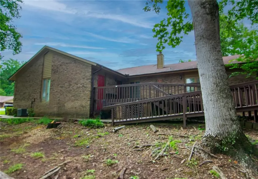 4 Bridgecrest DR, Phenix City, AL 36867