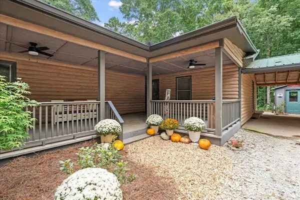 315 Laurel RD, Carrollton, GA 30117