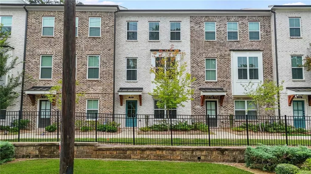 808 Angora Aly, Scottdale, GA 30079