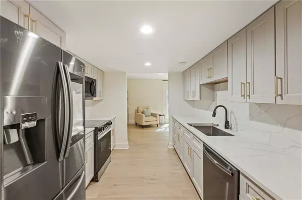 Atlanta, GA 30342,72 Ivy Pkwy NE
