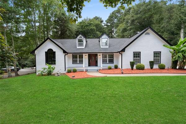 3895 MARHAM PARK CIR, Loganville, GA 30052