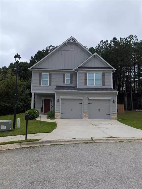 2741 Groovers Lake PT, Lithia Springs, GA 30122