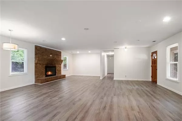 Snellville, GA 30078,2729 Lanier DR