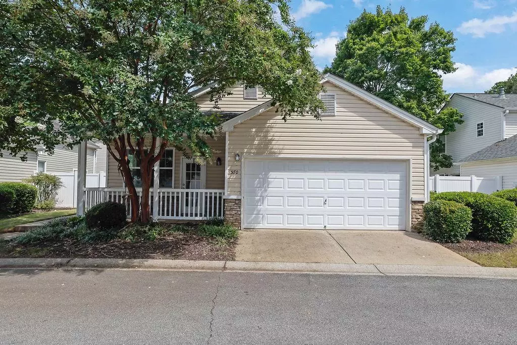 Woodstock, GA 30188,570 W Oaks DR