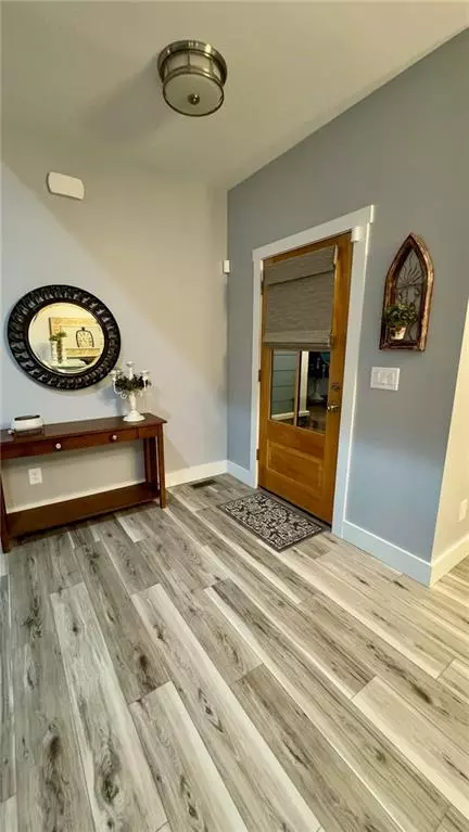 Temple, GA 30179,566 CLINTON DR