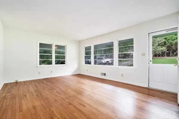 Atlanta, GA 30341,3073 Henderson Mill RD