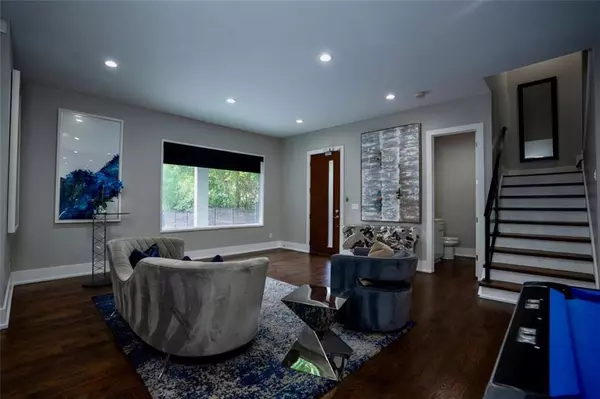 Atlanta, GA 30324,1099 VISTA TRL NE