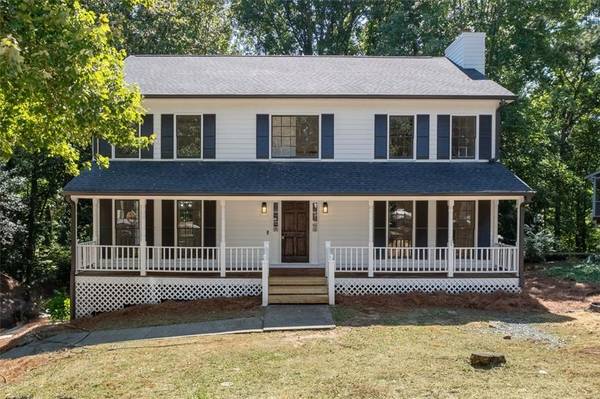 4166 RIVERHILL CT NE, Roswell, GA 30075
