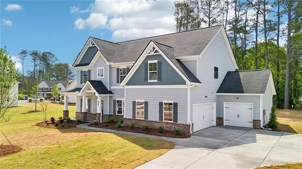 3633 Squires Park LN, Loganville, GA 30052