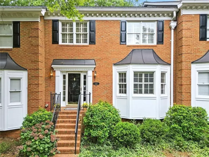 5383 Trentham DR, Atlanta, GA 30338