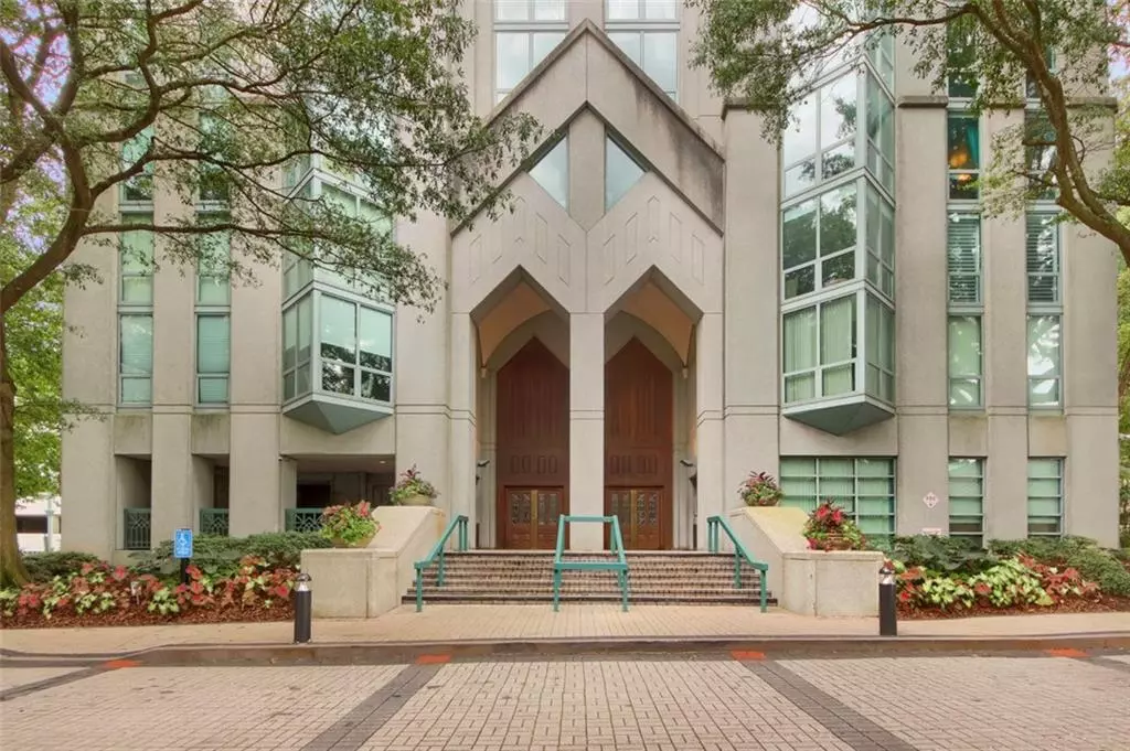 Atlanta, GA 30305,2870 Pharr Court South NW #2006