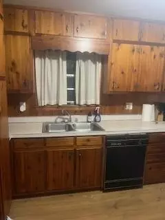 Mableton, GA 30126,5527 Andrew DR SW