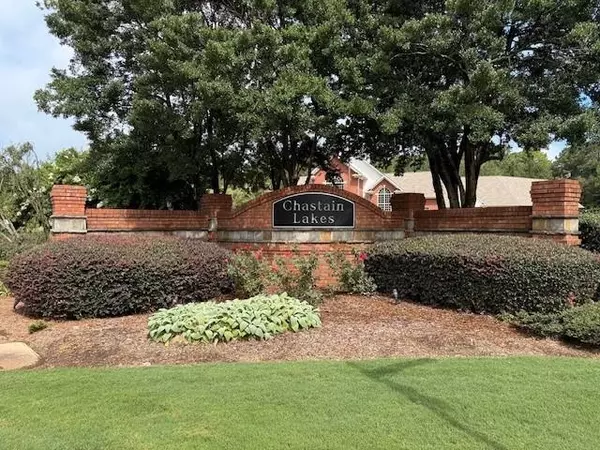 Kennesaw, GA 30144,127 N Lakeside DR NW