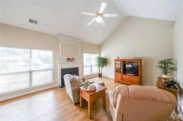 Marietta, GA 30066,52 Lakebrooke LN