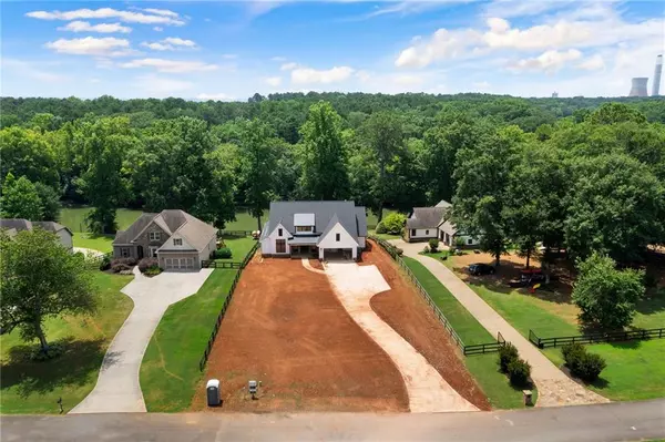 27 Linda RD SW, Cartersville, GA 30120