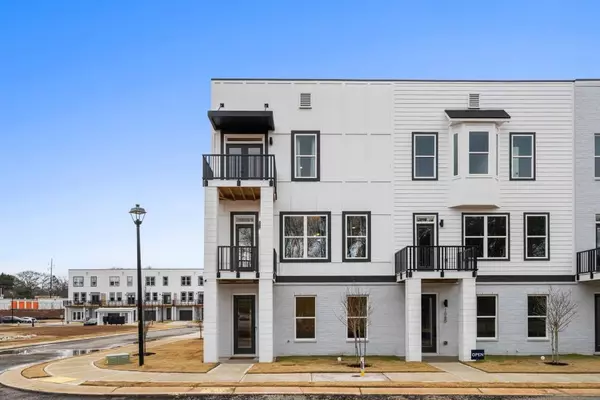 1042 Brookglynn TRCE, Decatur, GA 30032