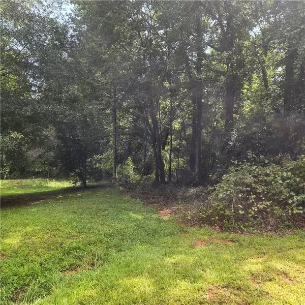 4933 Patterson LN, Gainesville, GA 30506