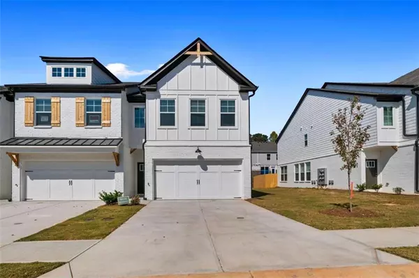 61 Auburn Woods DR, Auburn, GA 30011